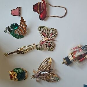 Elegant Brooch Bundle , U Can Choose Any Or Mix Match On Listings.